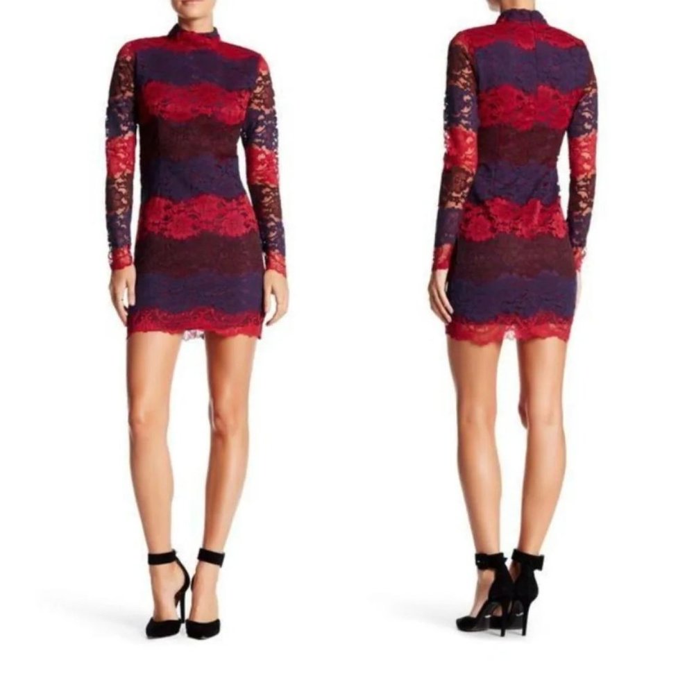 Romeo + Juliet Couture | Long Sleeve Mock Neck Floral Lace Dress Size Small